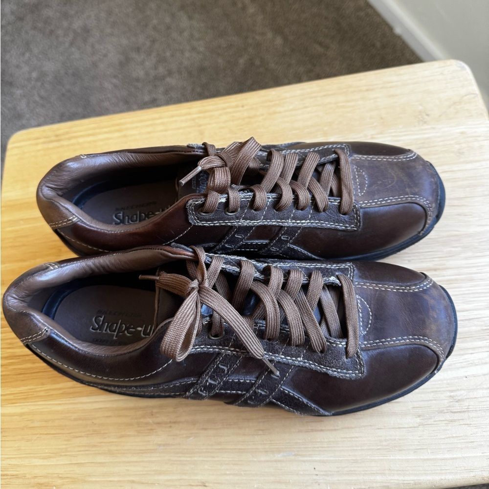 Skechers Men's Shape Up Walking Shoes Size 9.5 Dark Brown Sneakers